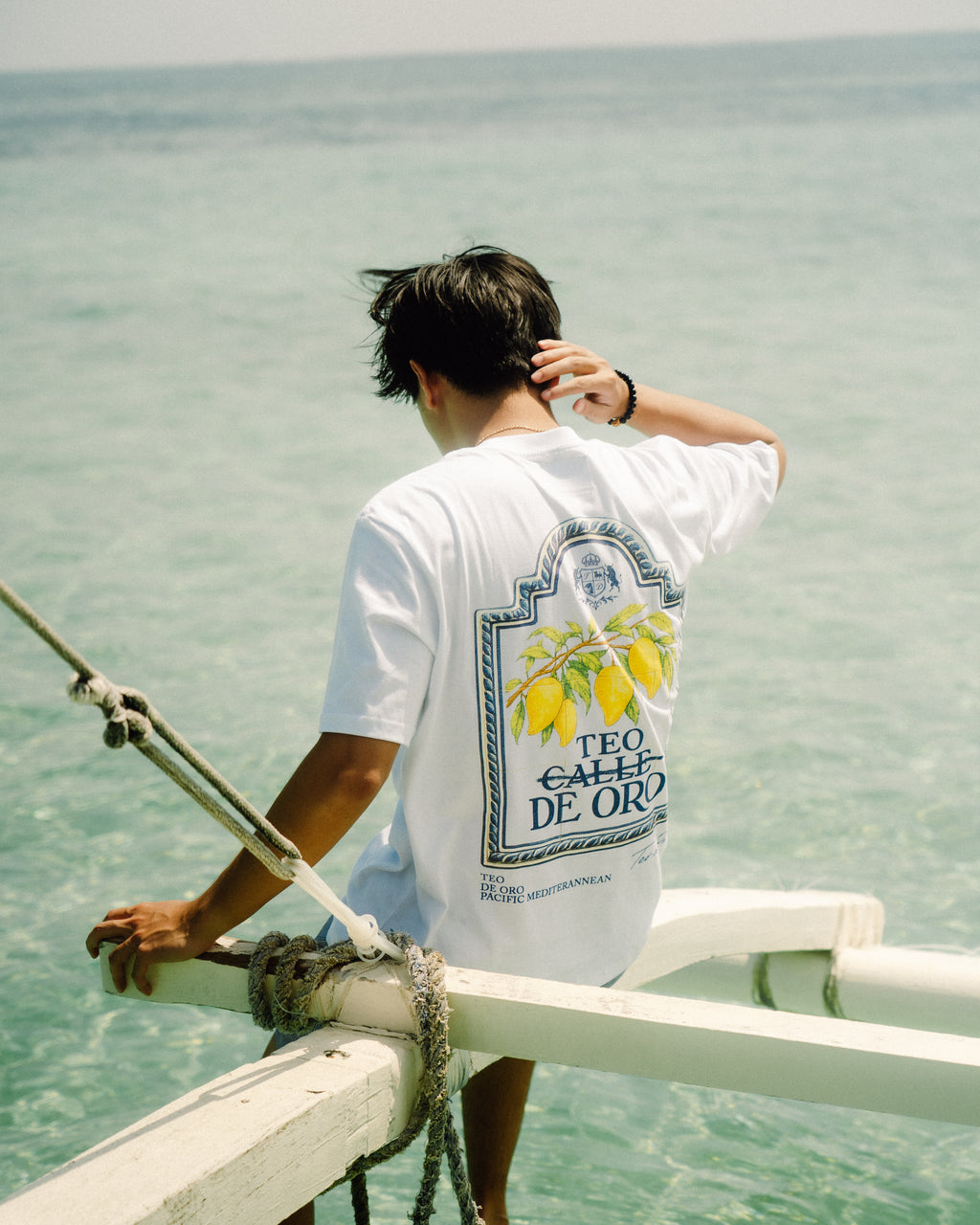 "Calle De Oro" Tee