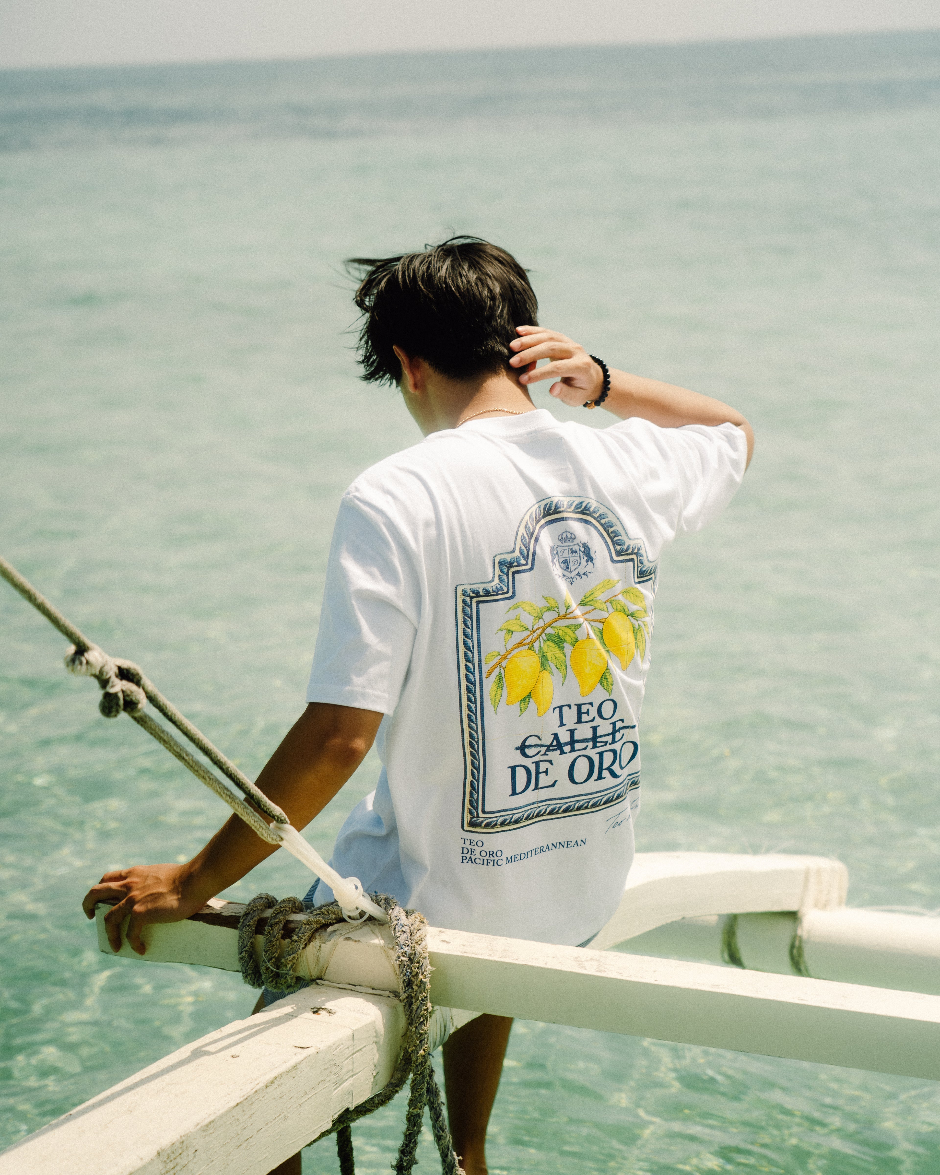 "Calle De Oro" Tee